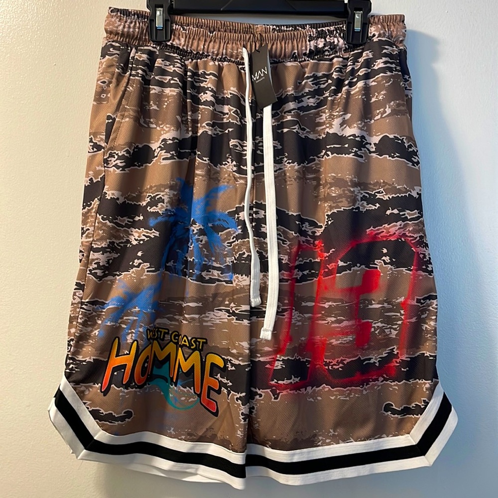 BooHoo men shorts size M